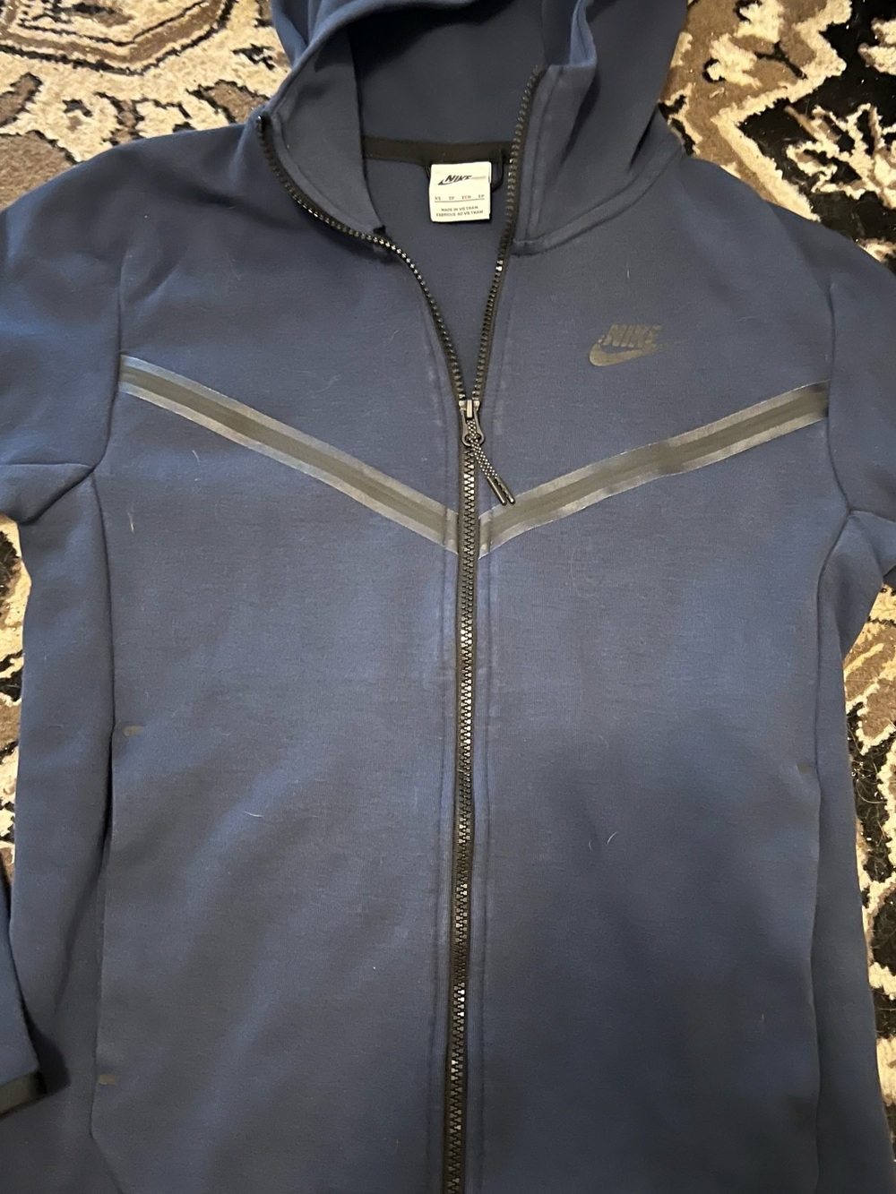 Nike Men’s Navy Blue Full-Zip Hooded Performance Jacket